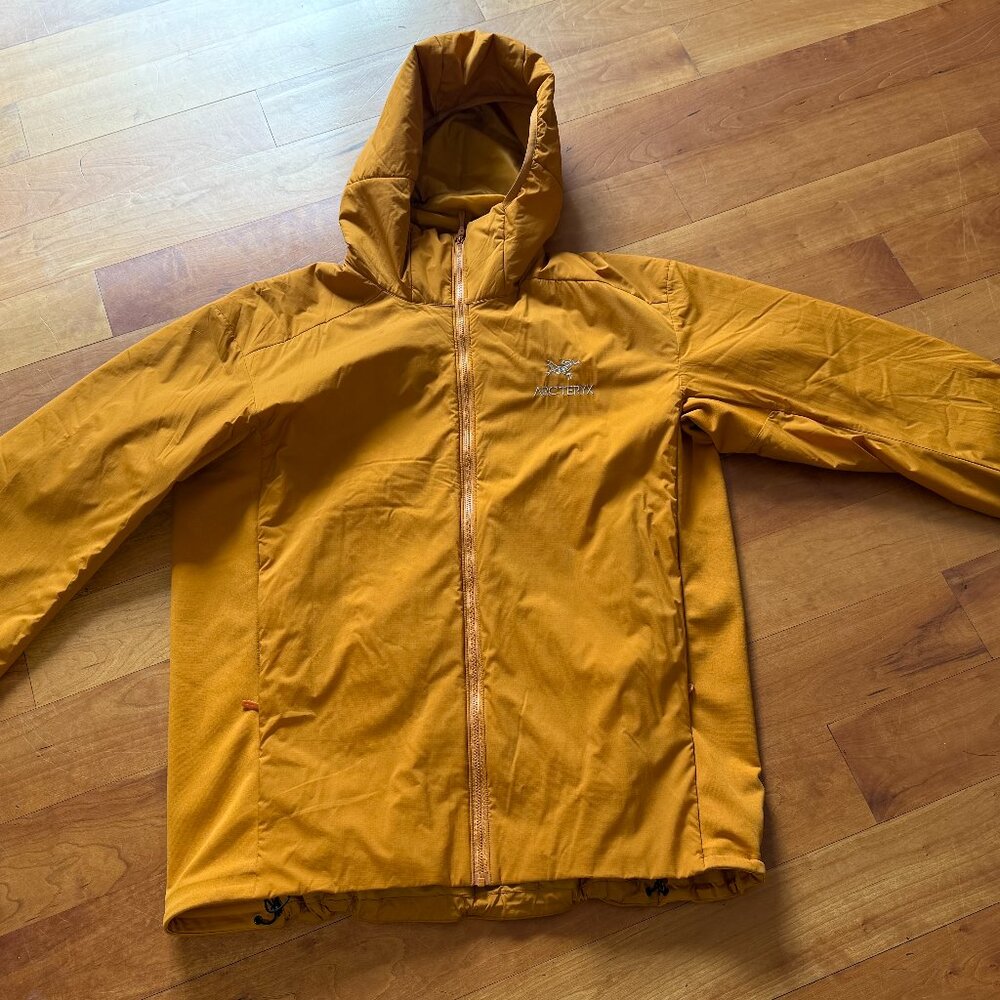 Arc’teryx Men’s Atom Hoody – Orange – Size XL